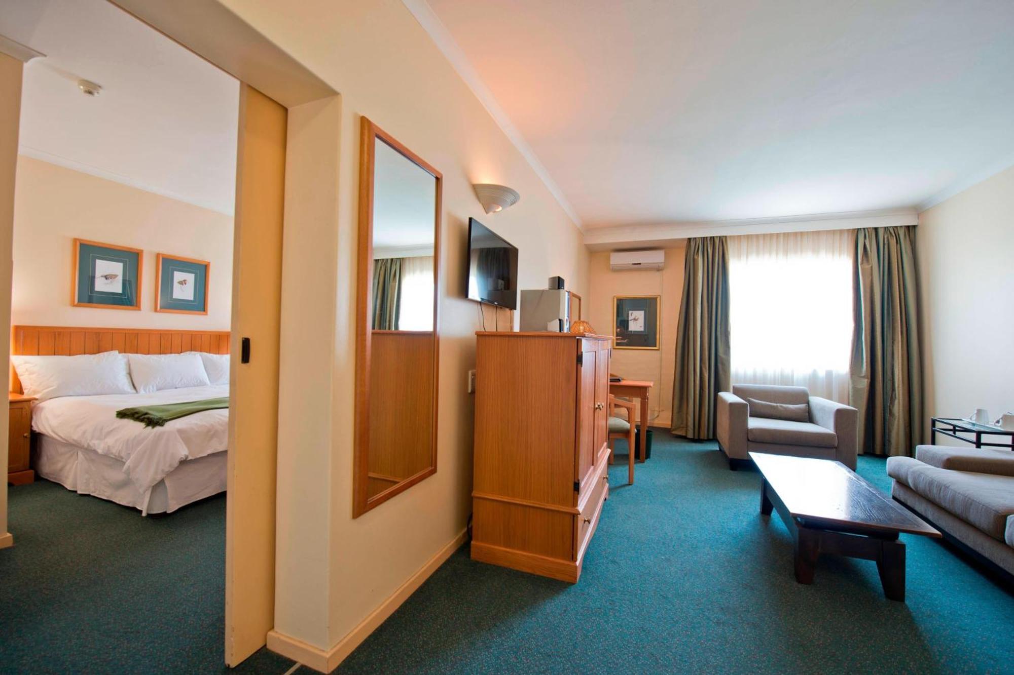 Protea Hotel By Marriott Ondangwa Zewnętrze zdjęcie