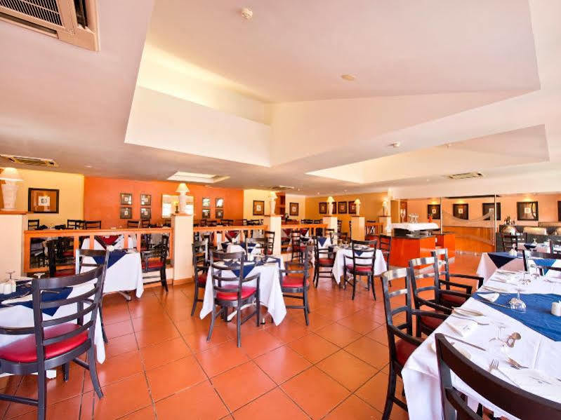 Protea Hotel By Marriott Ondangwa Zewnętrze zdjęcie